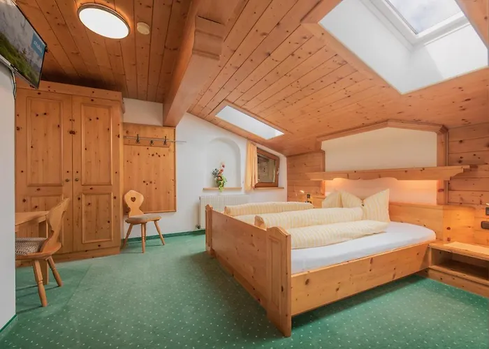 アパート Haus Rosmarie ノイシュティフト・イム・シュトゥーバイタール