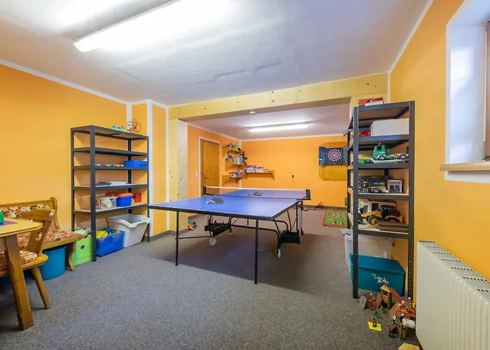 アパート Haus Rosmarie ノイシュティフト・イム・シュトゥーバイタール